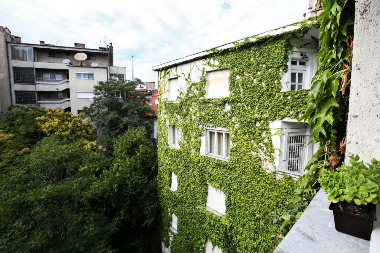 Bright Lights, Big City Studio Budapest Exterior foto